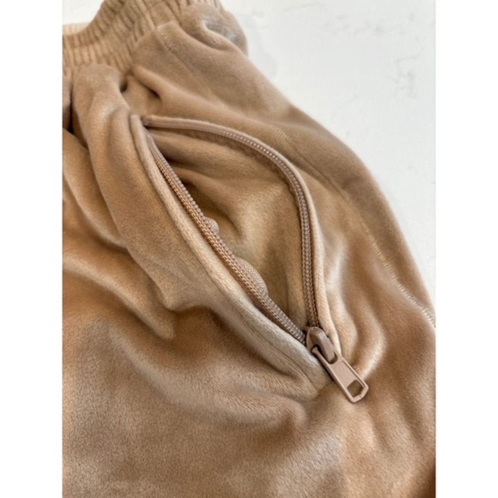 Skims Velour Jogger Honey Tan Beige Velvet Lounge Sweatpants Small - Picture 2 of 5